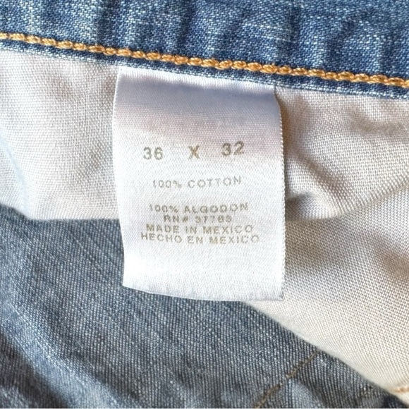 Perry Ellis America Relaxed Fit Jeans - Size 36x32 - Picture 12 of 13